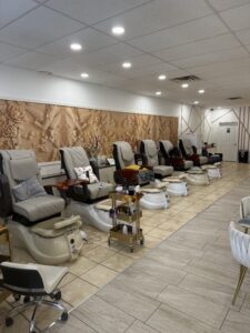 Cần sang tiệm nail - Fairmont, West Virginia