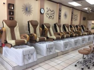 Cần sang tiệm Nail ở N Arlington Texas